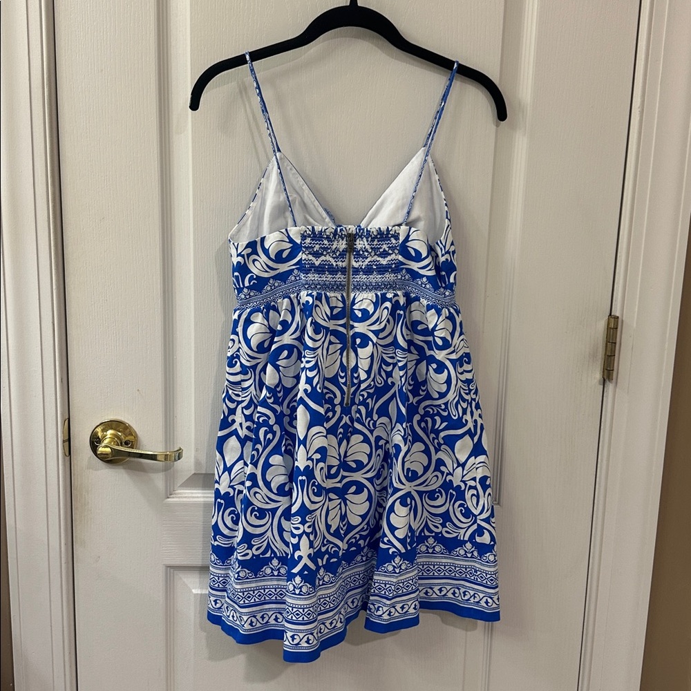 Alice + Olivia Blue and White Geometric Dress - Picture 5 of 6